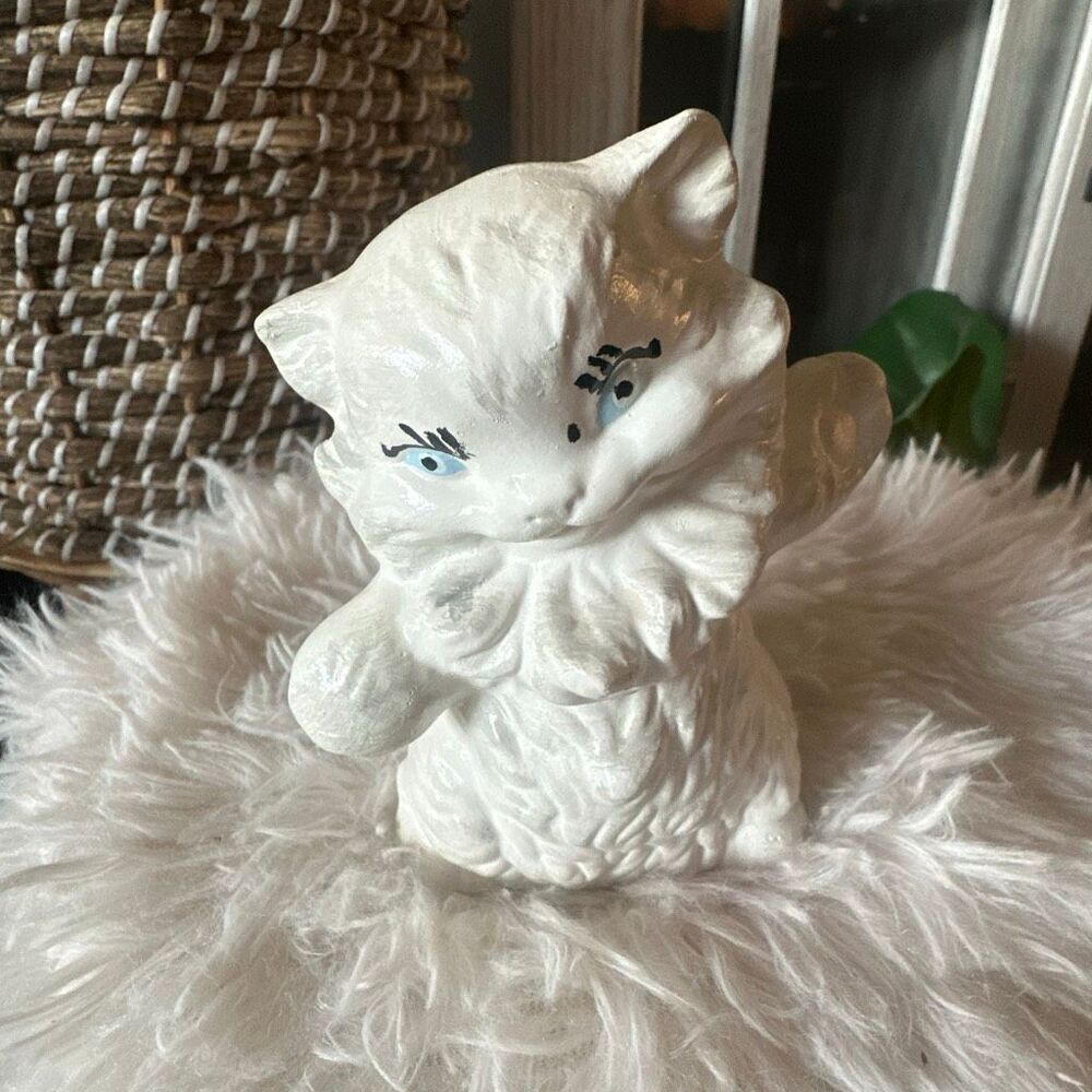 Persian Cat Figurine 5” white ceramic